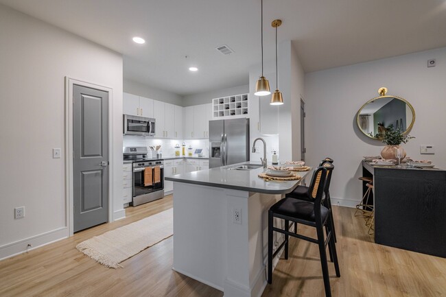 Kitchen - Solay Carnes Crossroads Apartments