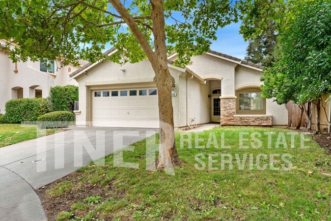 Photo - 149 Canberra Ct