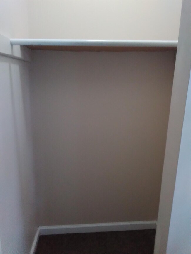 Photo - 303 S Beveridge St