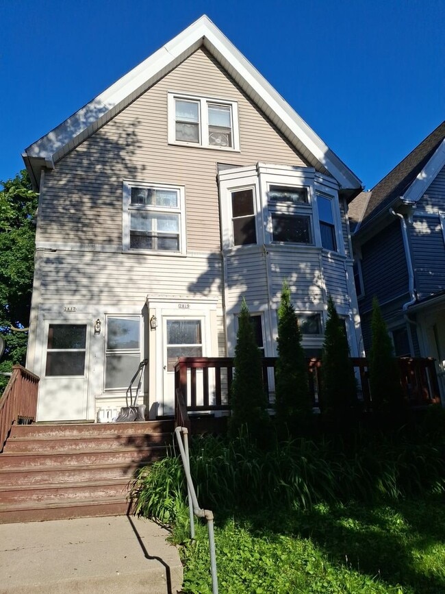 Photo - 2819 N Cramer St Apartment Unit Upper