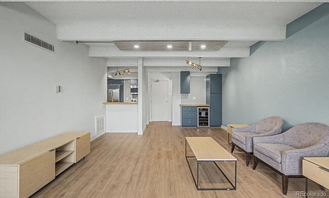 Building Photo - 777 N Washington St Unit 201
