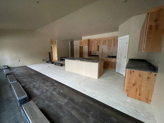 Photo - 7493 N Paw St