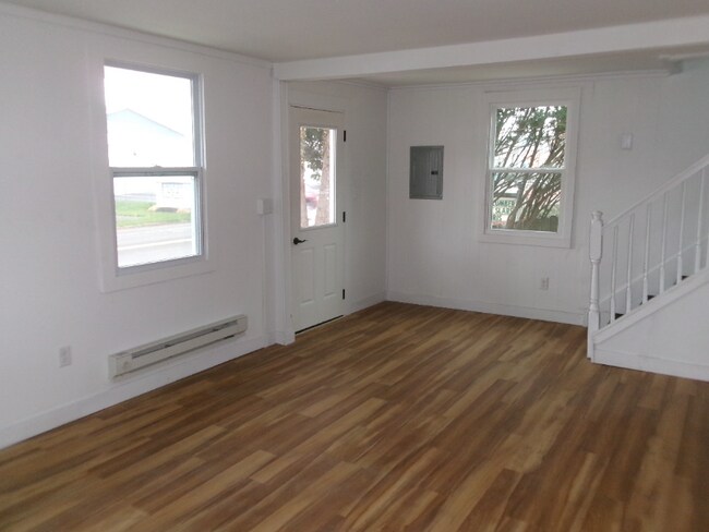 Photo - 144 W Main St Unit 3BR