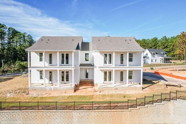 Building Photo - 3BR/3BA For Rent