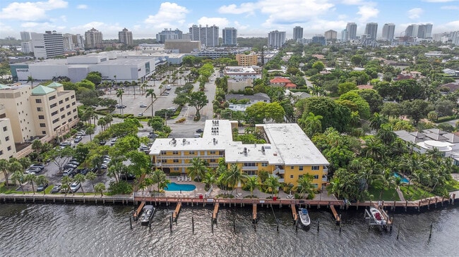 Building Photo - 815 Middle River Dr Unit 115