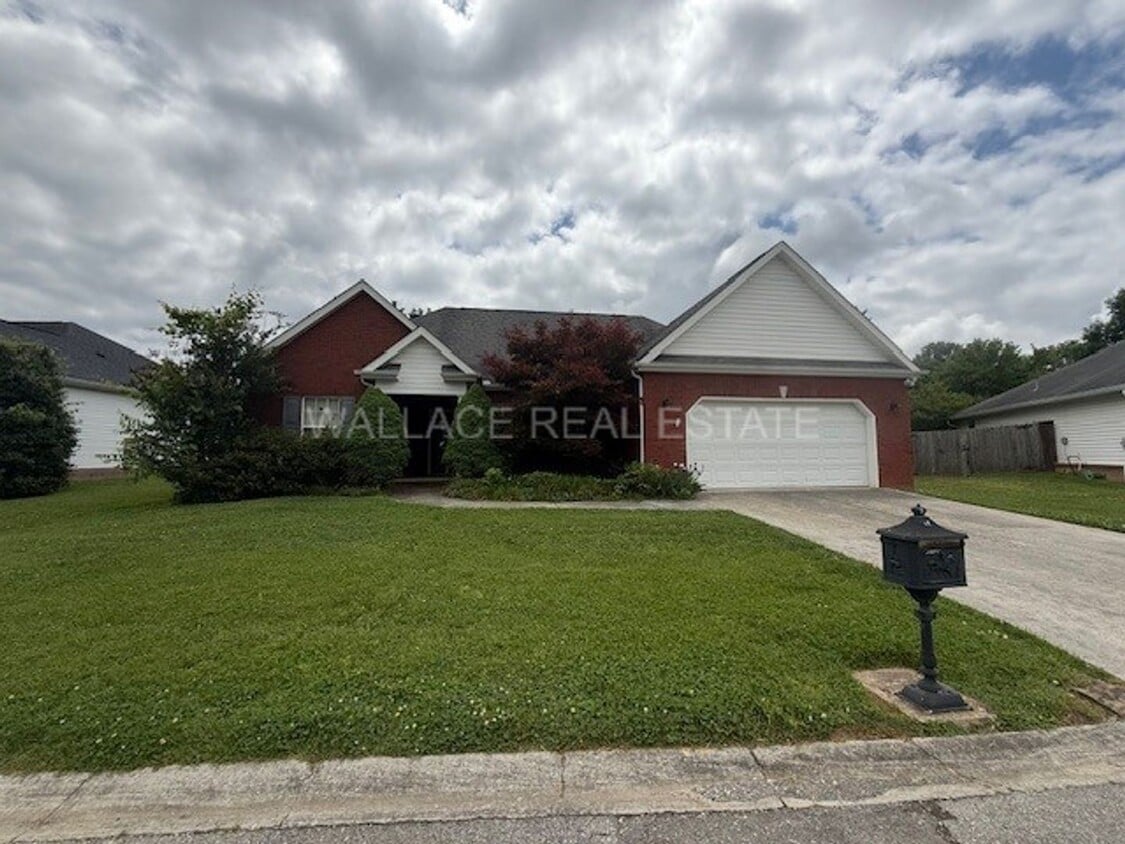 AWESOME 3 BEDROOM IN SOKNO IN COLONIAL EST... - AWESOME 3 BEDROOM IN SOKNO IN COLONIAL EST...