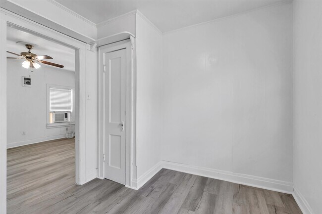 Photo - 1133 W Clay St Unit C