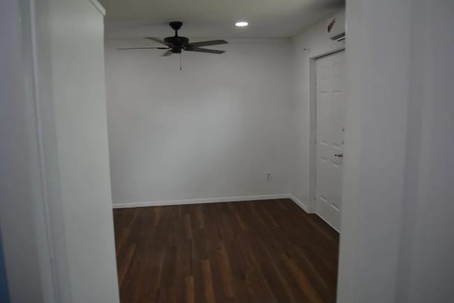 Photo - 306 E Cook St