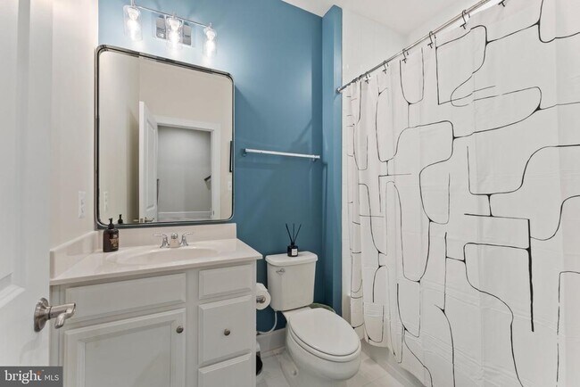 Photo - 101 Capital Ct