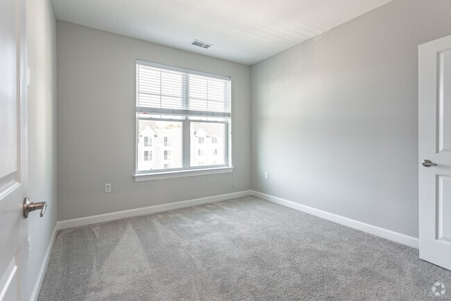 2BR,2BA,-1173SF The Birch