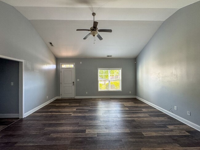 Photo - Attractive 3 Bed 2 Bath Home in Westgate