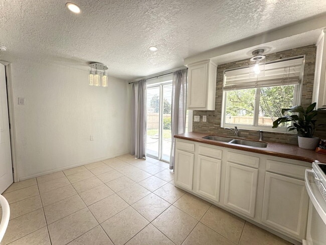 Photo - 4525 Nimmer Dr