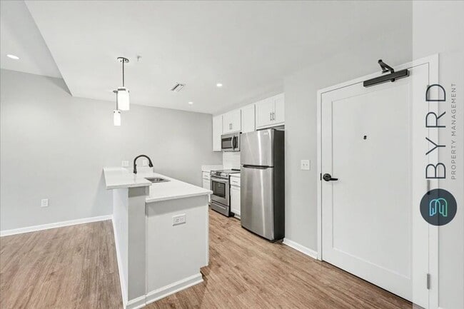 Photo - 1420 Ewing Pk Lp Unit 202