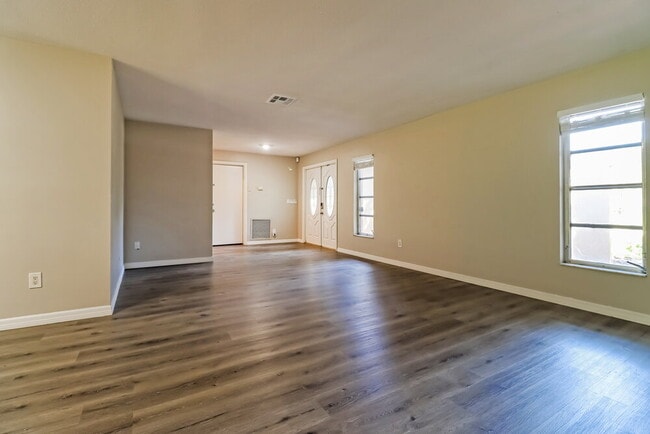 Photo - 2859 60th Ave S