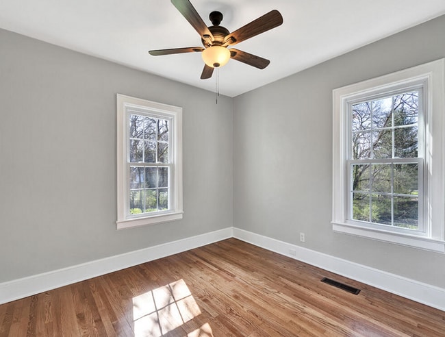 Photo - Charming 2 Bedroom Home with Fenced Yard in North Chattanooga!