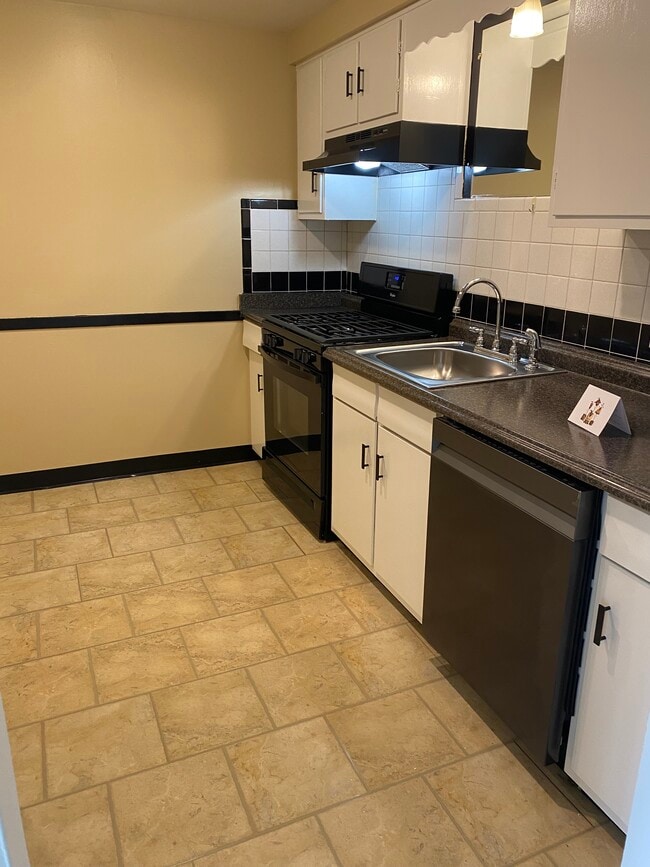 Beechwood Manor Apartments