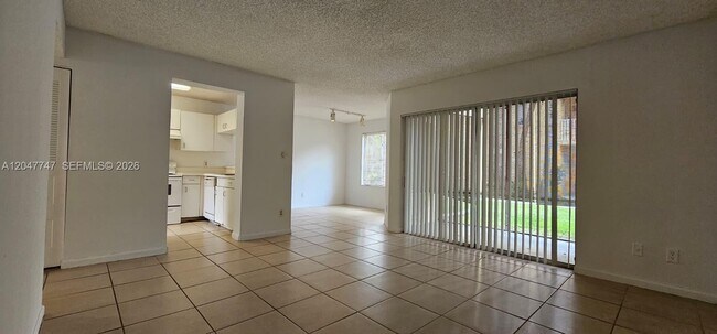 990 Coral Club Dr Unit 990