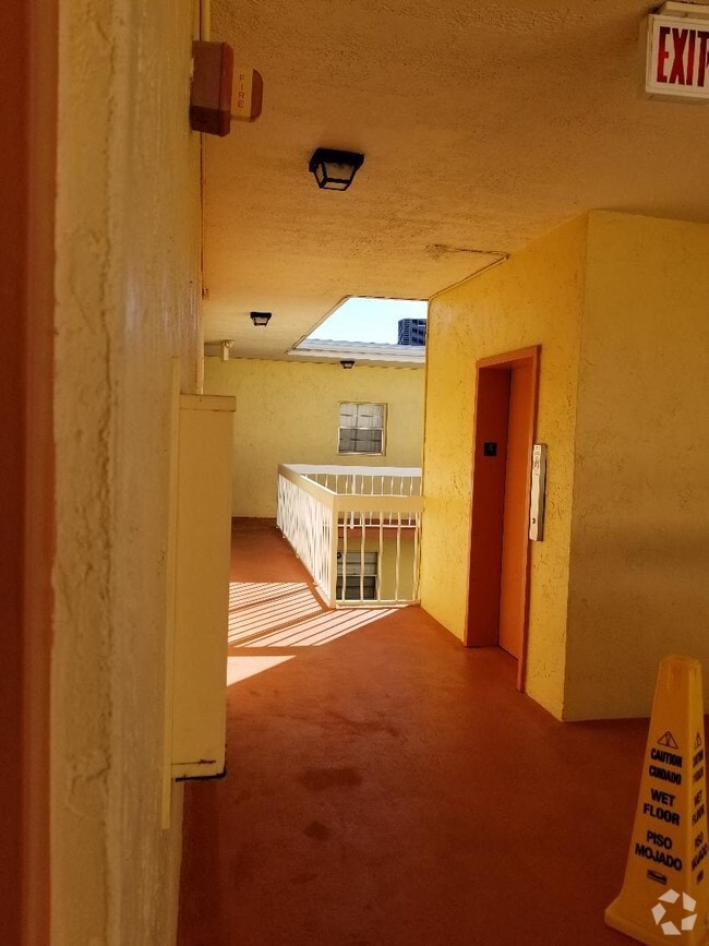 Building Photo - 7820 Camino Real Unit J-315 Rental
