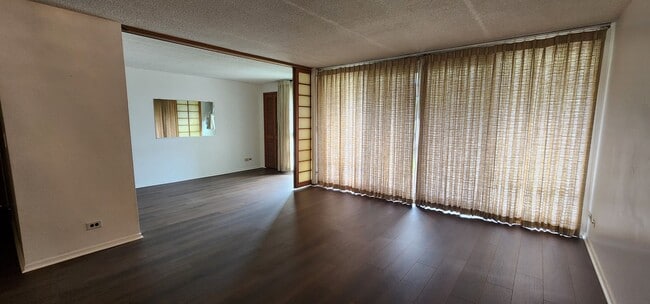 Photo - 1350 Ala Moana Blvd