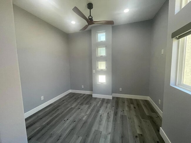 Photo - 6218 Cowles Mountain Blvd Unit Private 1/1