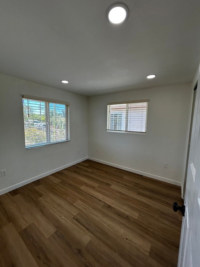 Photo - 2764 Wilma St