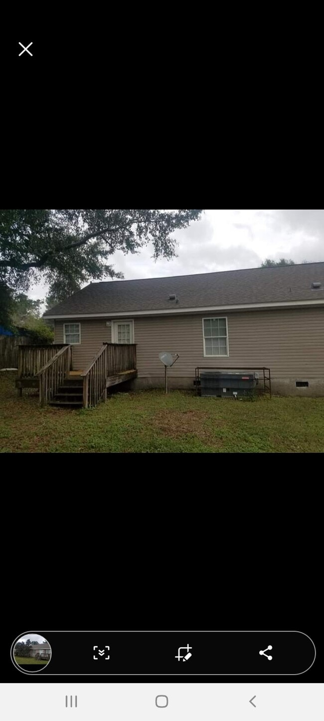 Building Photo - 236 Forrest Dr