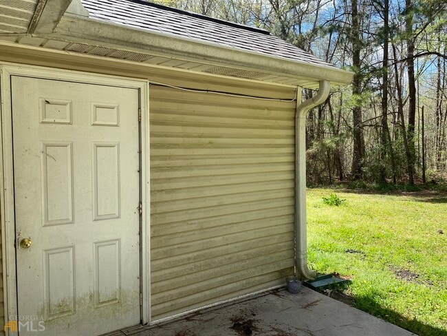 Photo - 63 W Mandeville Rd