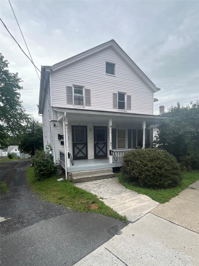 Building Photo - 57 Capron St Unit 2 Rental