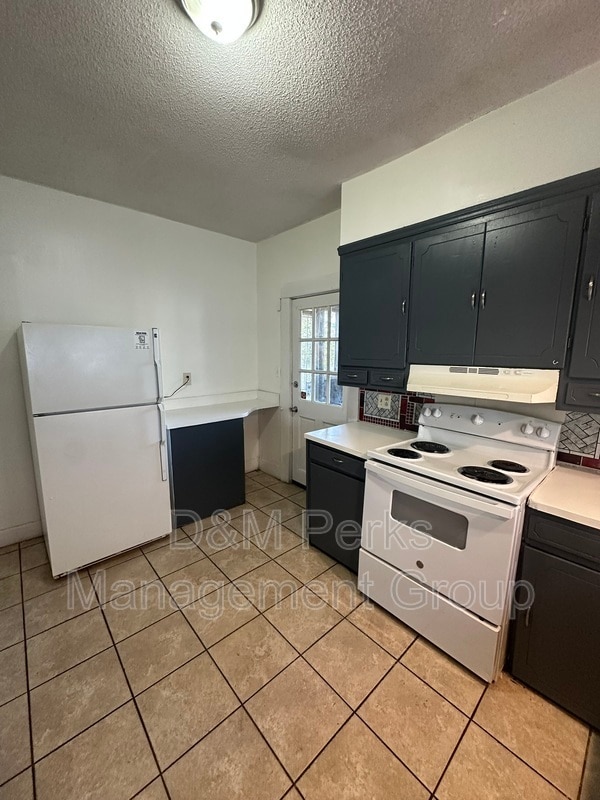 Photo - 1714 Dartmouth Ave