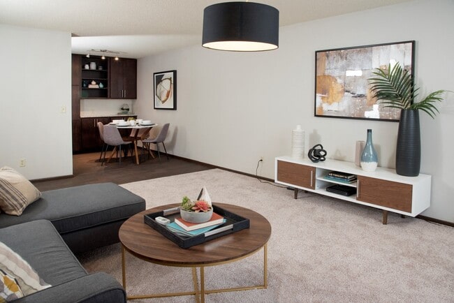 Aspenwoods Apartments