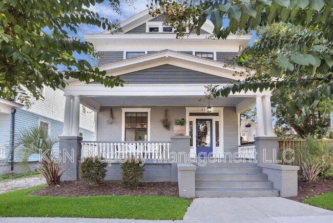 Building Photo - 517 E 40th St Rental