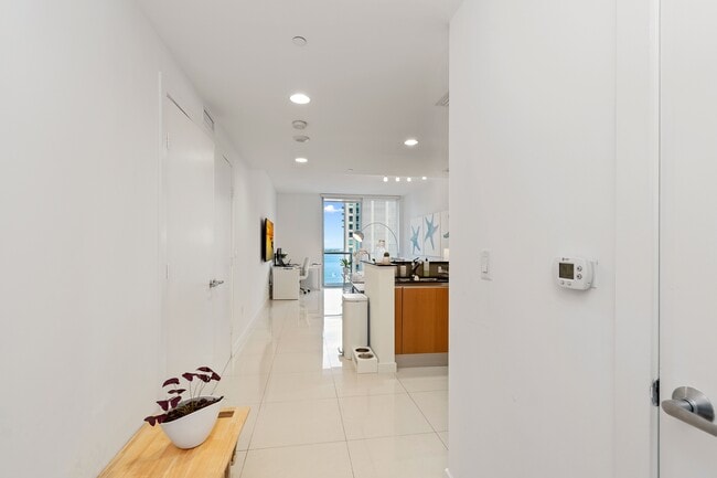 Photo - 1060 Brickell Ave