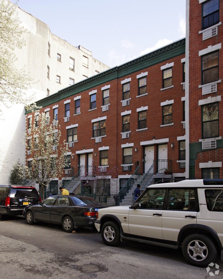 Photo - 613-617 E 11th St