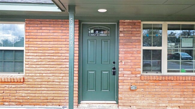 Photo - 5739 Turtle Creek Rd