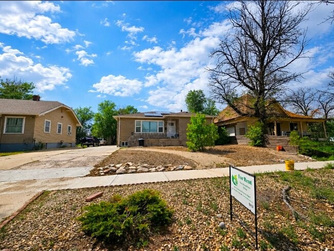 Building Photo - 505 13th Ave