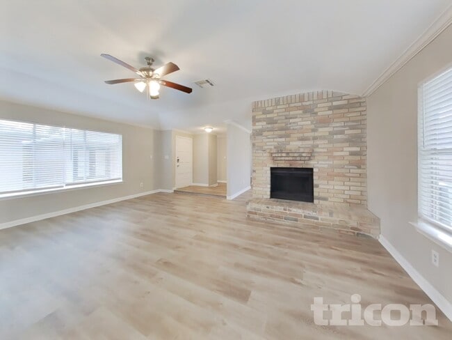 Photo - 17526 Jolly Boat Dr