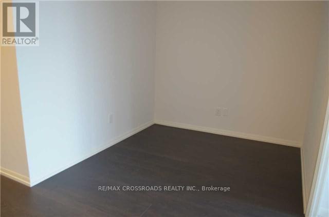 Photo - 540 Bur Oak Ave Unit 103