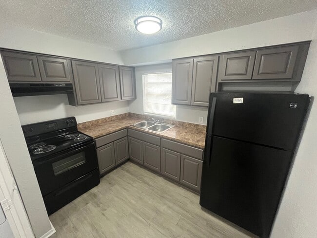 Photo - 6912 N 22nd St Unit C