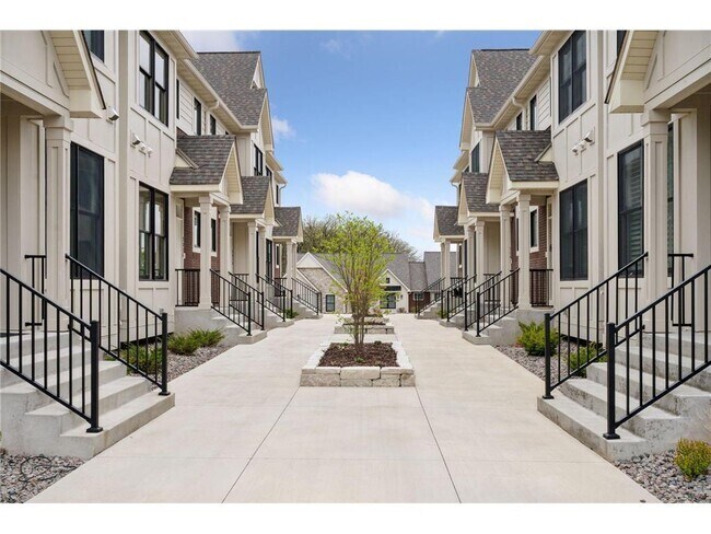 Building Photo - 2301 Simply Living Ln Rental
