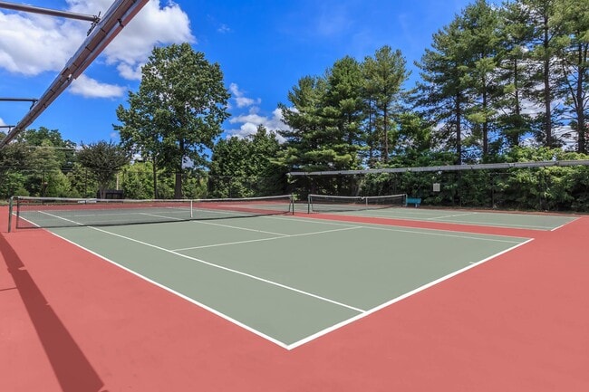 Walden Pond Apartment Homes