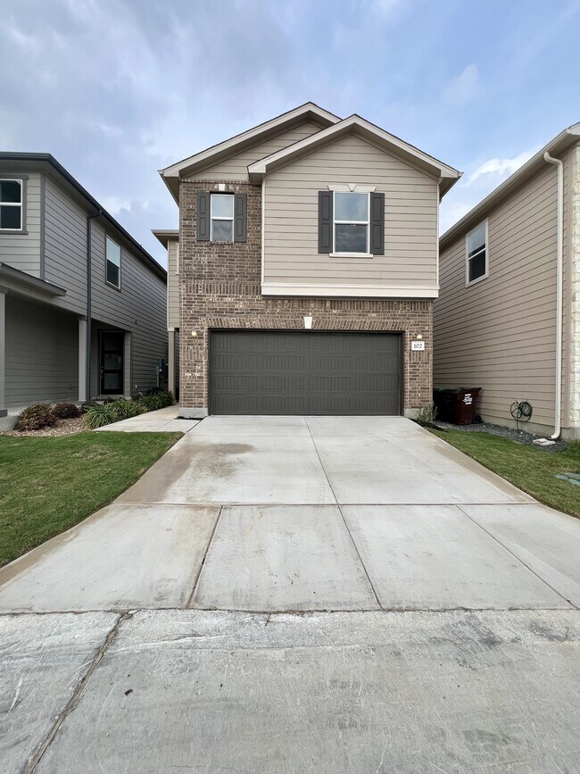 Building Photo - 14839 Vance Jackson Rd