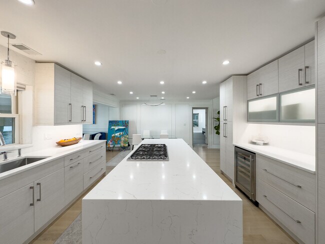 Photo - 6610 N Kenton Ave Unit J05P