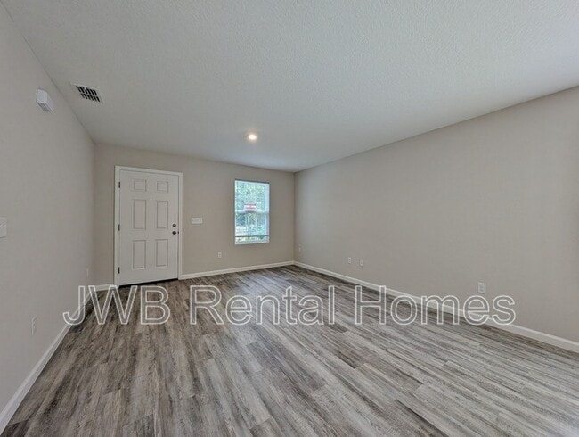 Photo - 6418 Paragon St