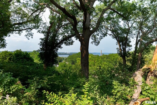 Photo - 4640 5th Ave