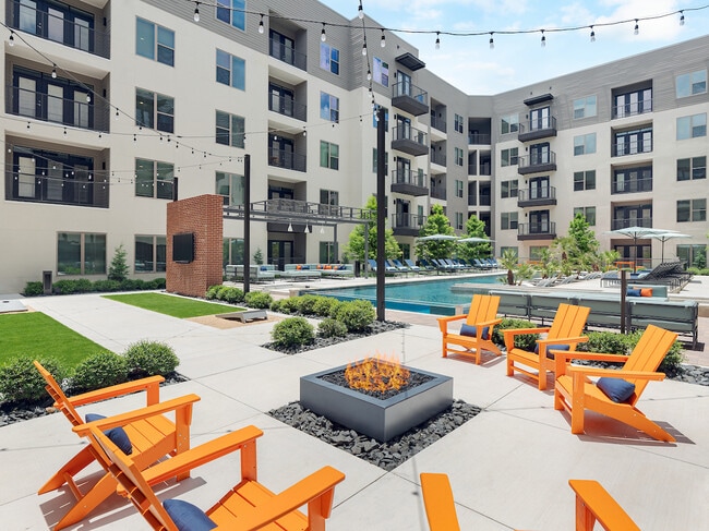 Photo - The Flats at River North