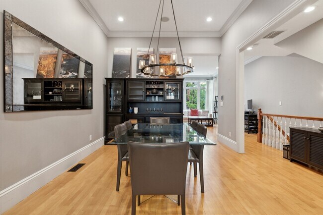 Photo - 546 Columbus Ave Unidad 1