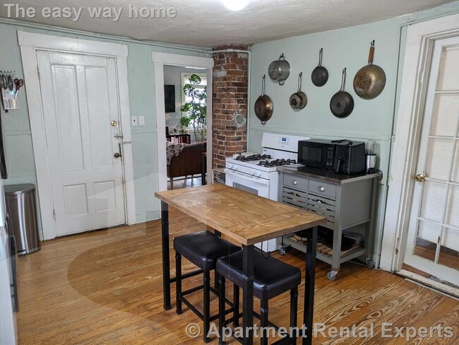 Photo - 434 Franklin St Unit #3