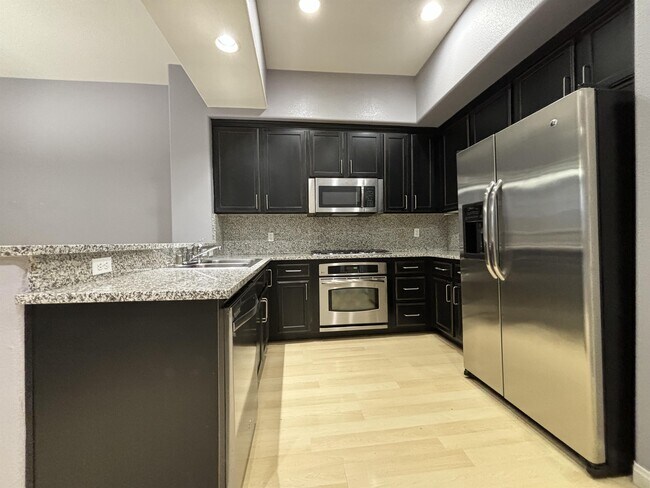 68 E Serene Ave