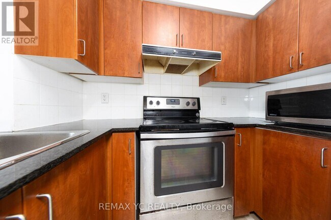 Photo - 5500 Yonge St Unit 2410