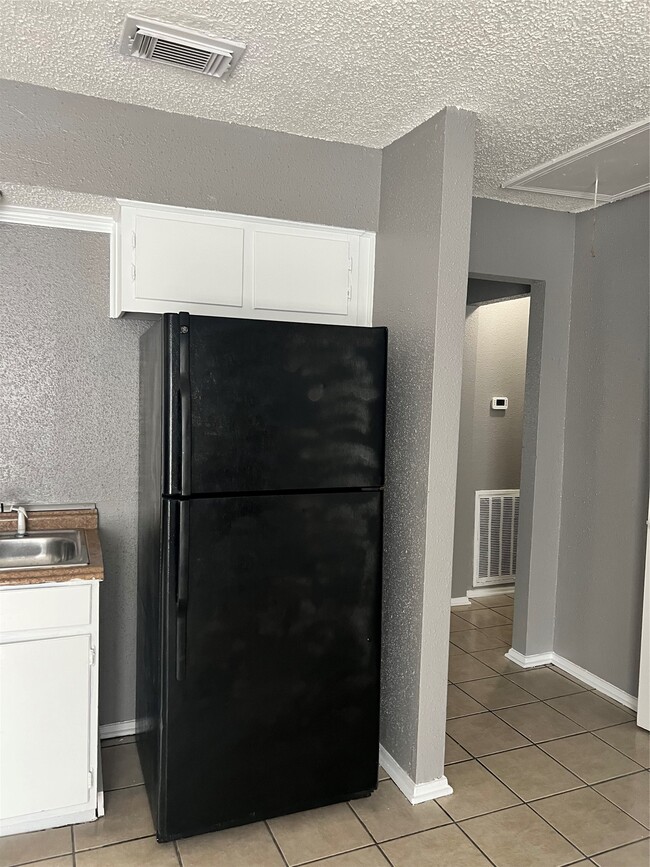 Photo - 7247 Chasewood Dr